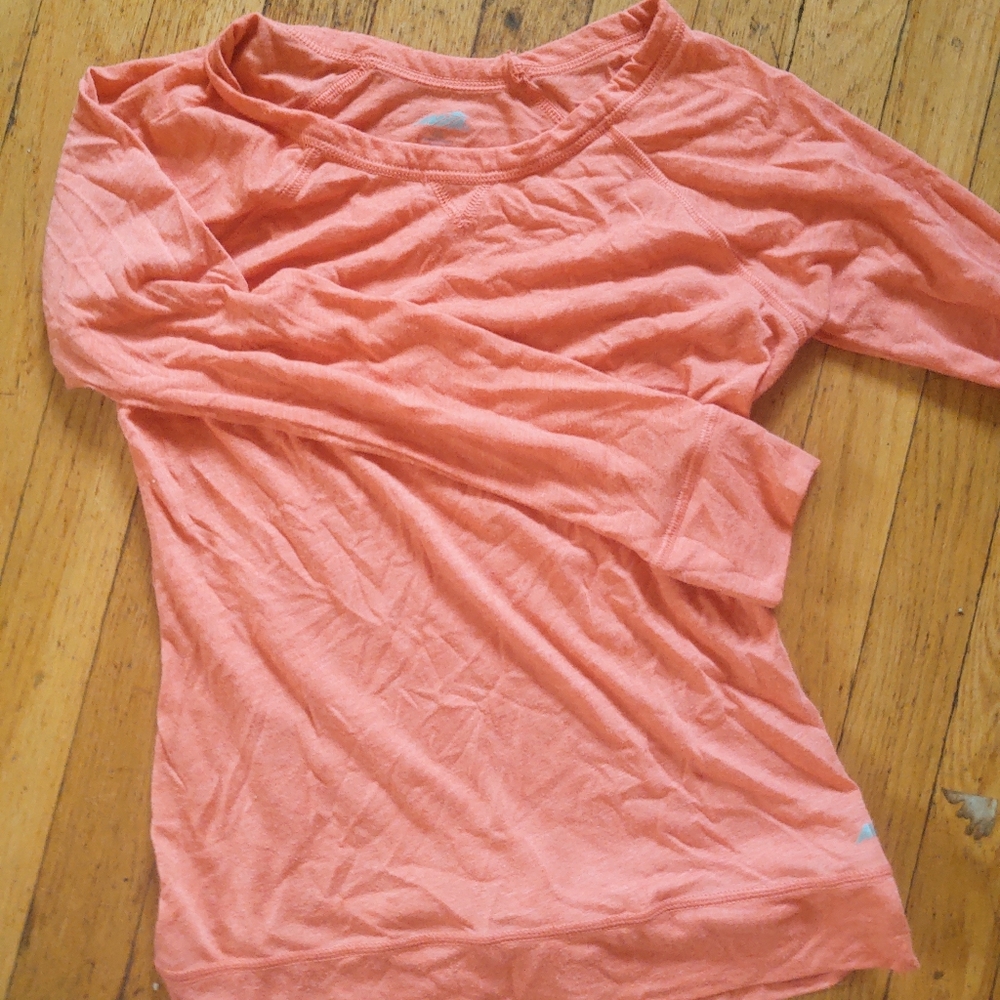Long sleeve coral avia shirt